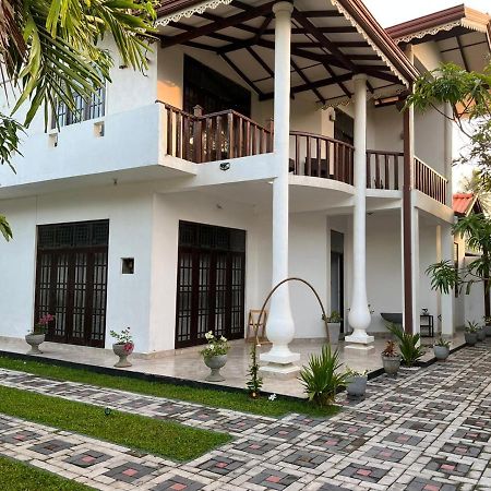 Bed and Breakfast Ja-Elas French Touch Экстерьер фото